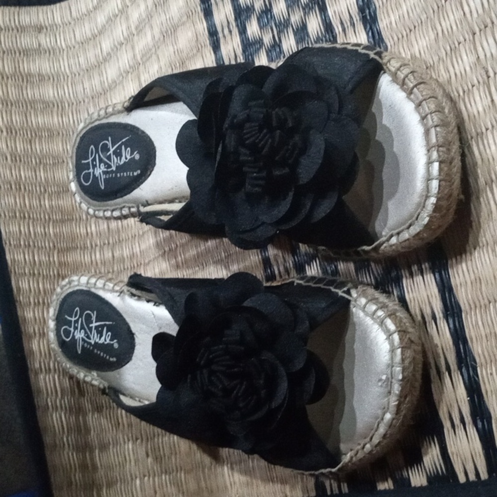 LifeStride - Plush Slides